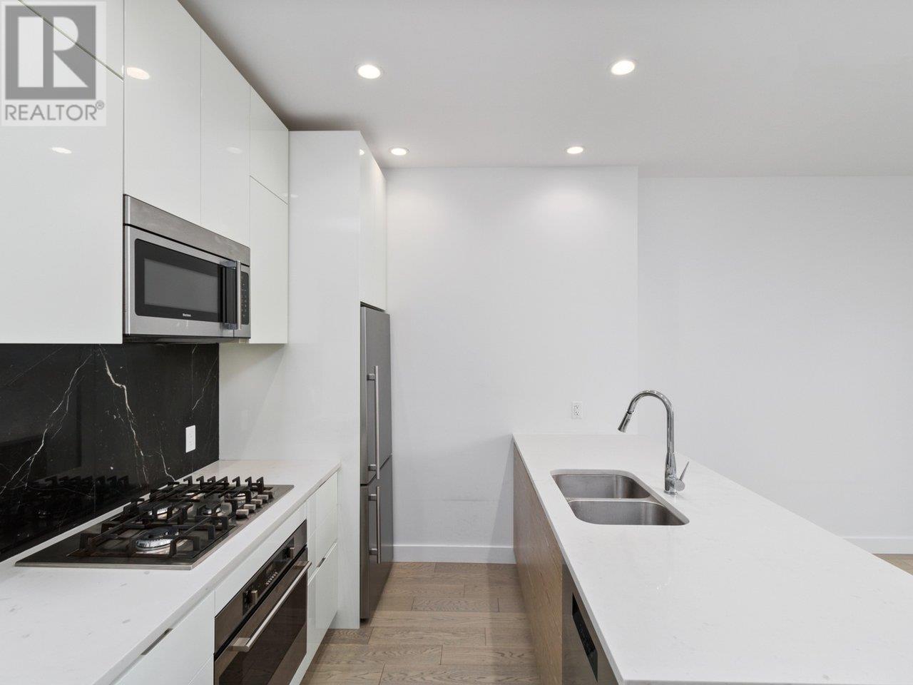 410 6733 Cambie Street, Vancouver, British Columbia  V6P 3H1 - Photo 2 - R2821539
