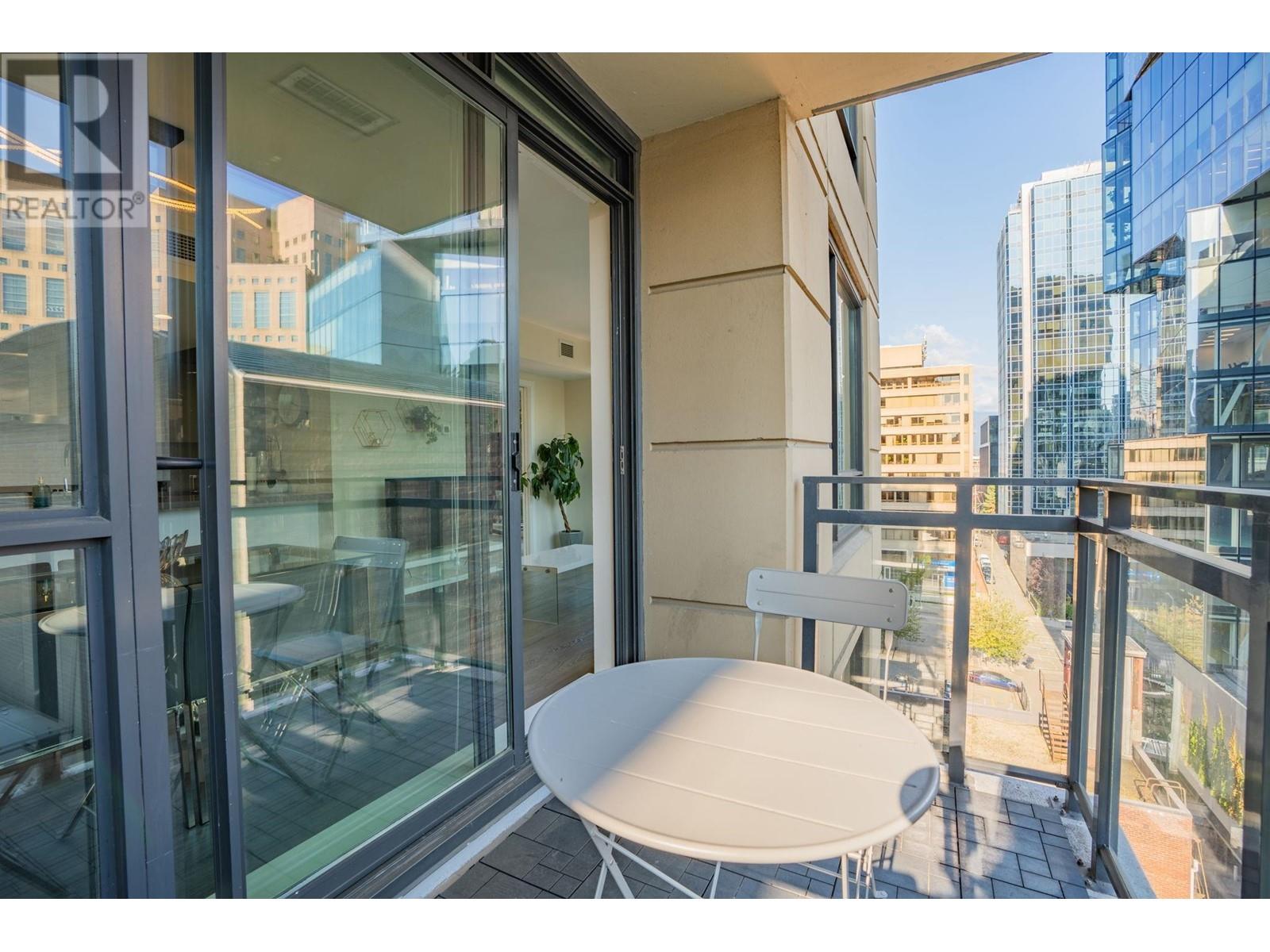 1108 788 Richards Street, Vancouver, British Columbia  V6B 0C7 - Photo 5 - R2822763