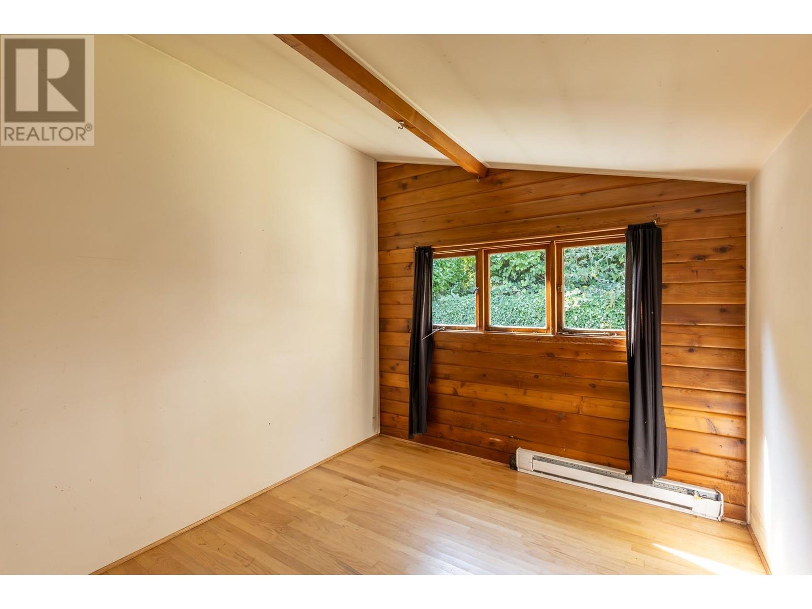 1119 Point Road, Gibsons, British Columbia  V0N 1V1 - Photo 7 - R2808503