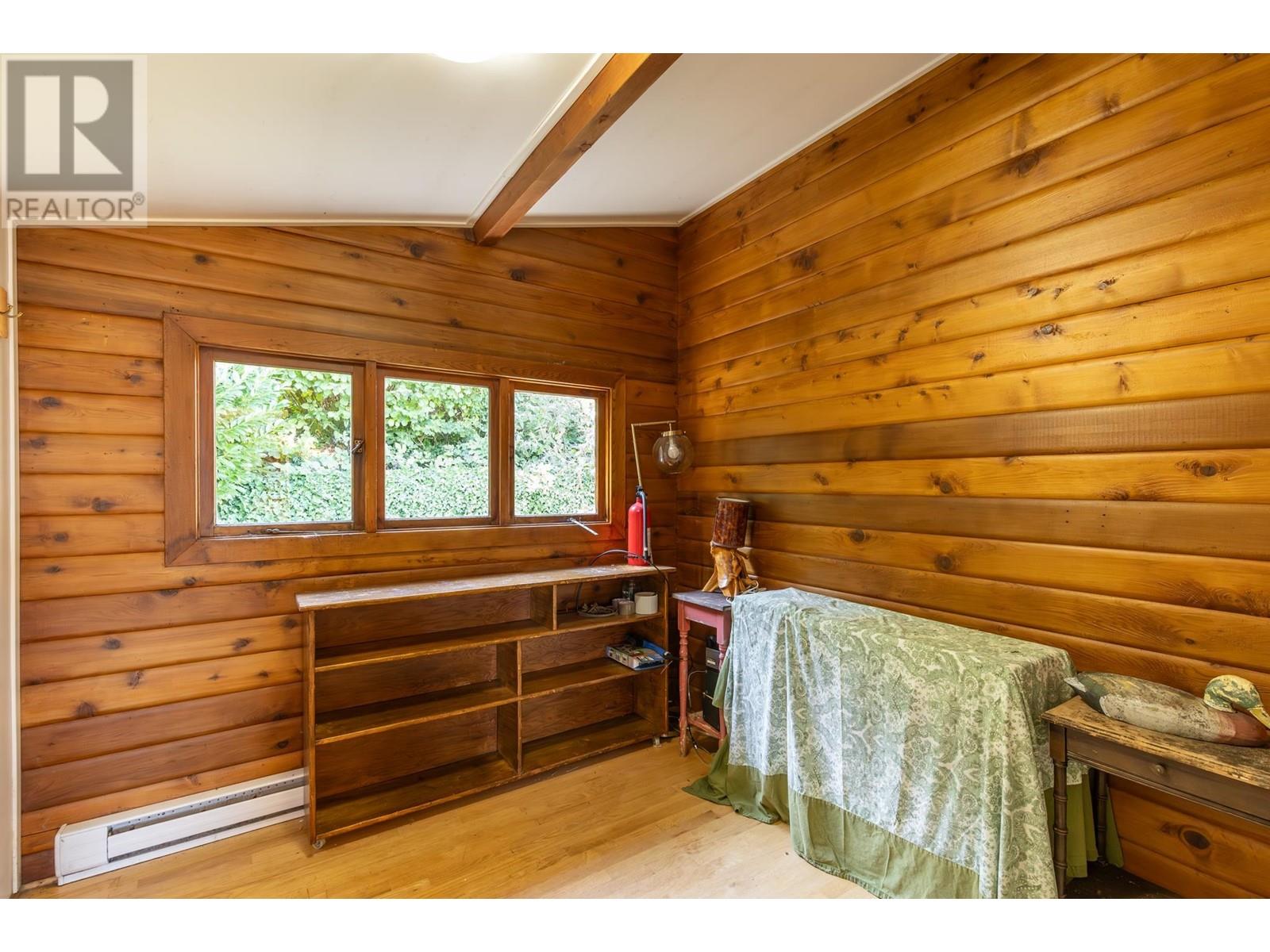 1119 Point Road, Gibsons, British Columbia  V0N 1V1 - Photo 8 - R2808503