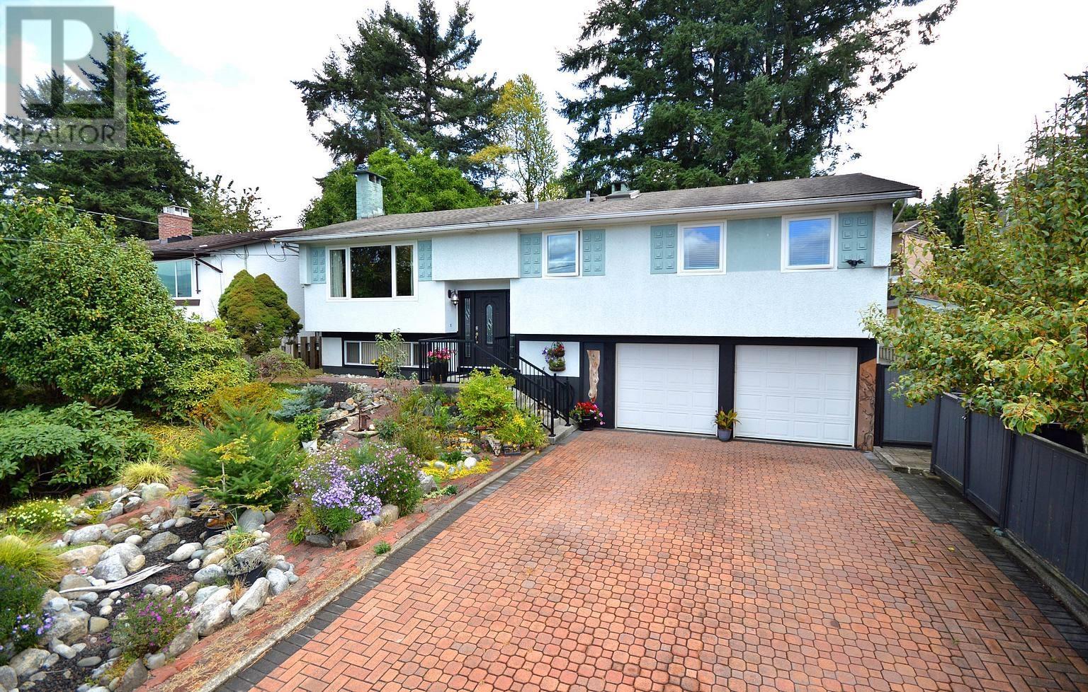 1470 Elinor Crescent, Port Coquitlam, British Columbia  V3C 2Y5 - Photo 2 - R2817627