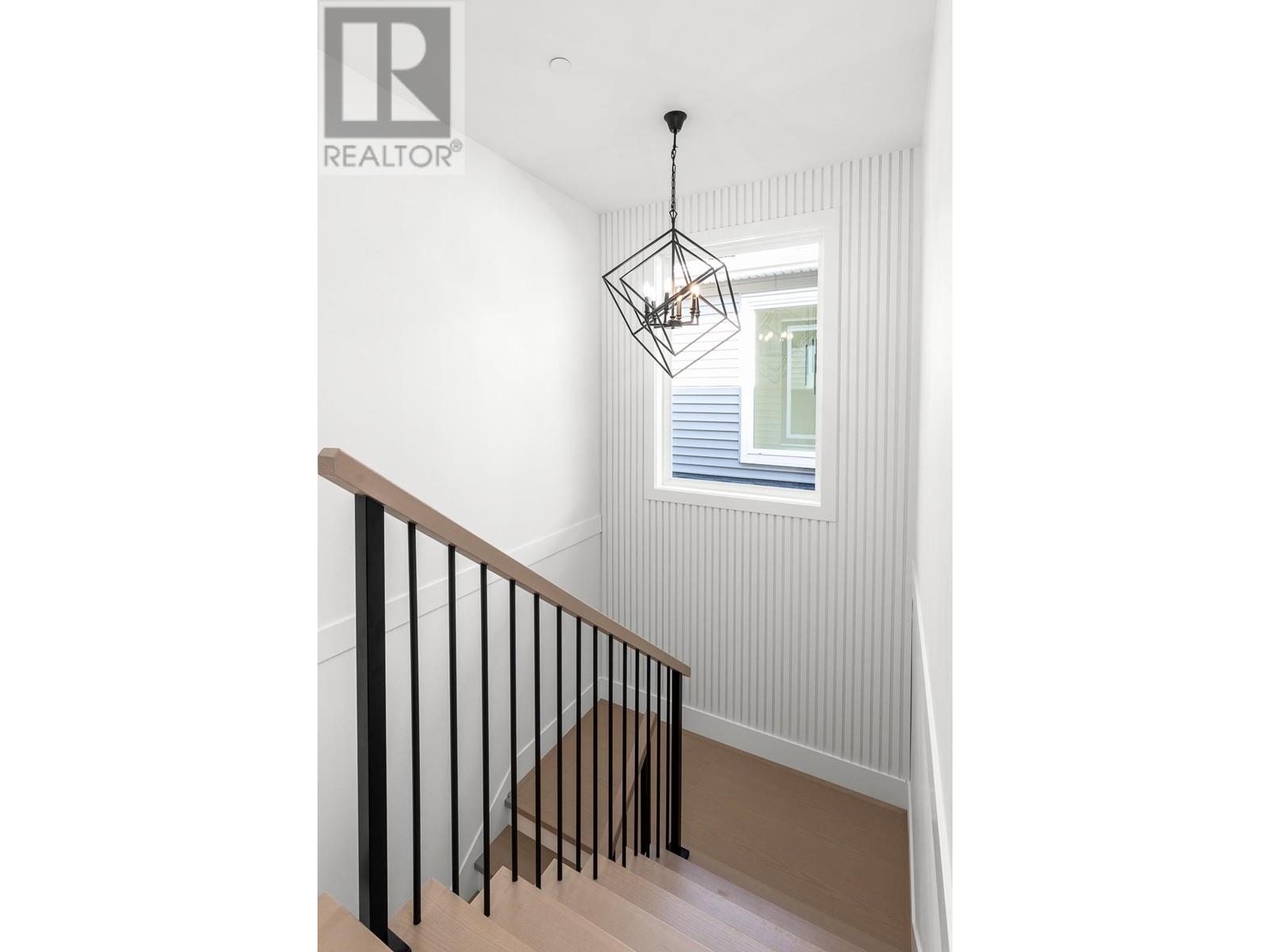 3540 Oxford Street, Port Coquitlam, British Columbia  V3B 4E4 - Photo 18 - R2821399