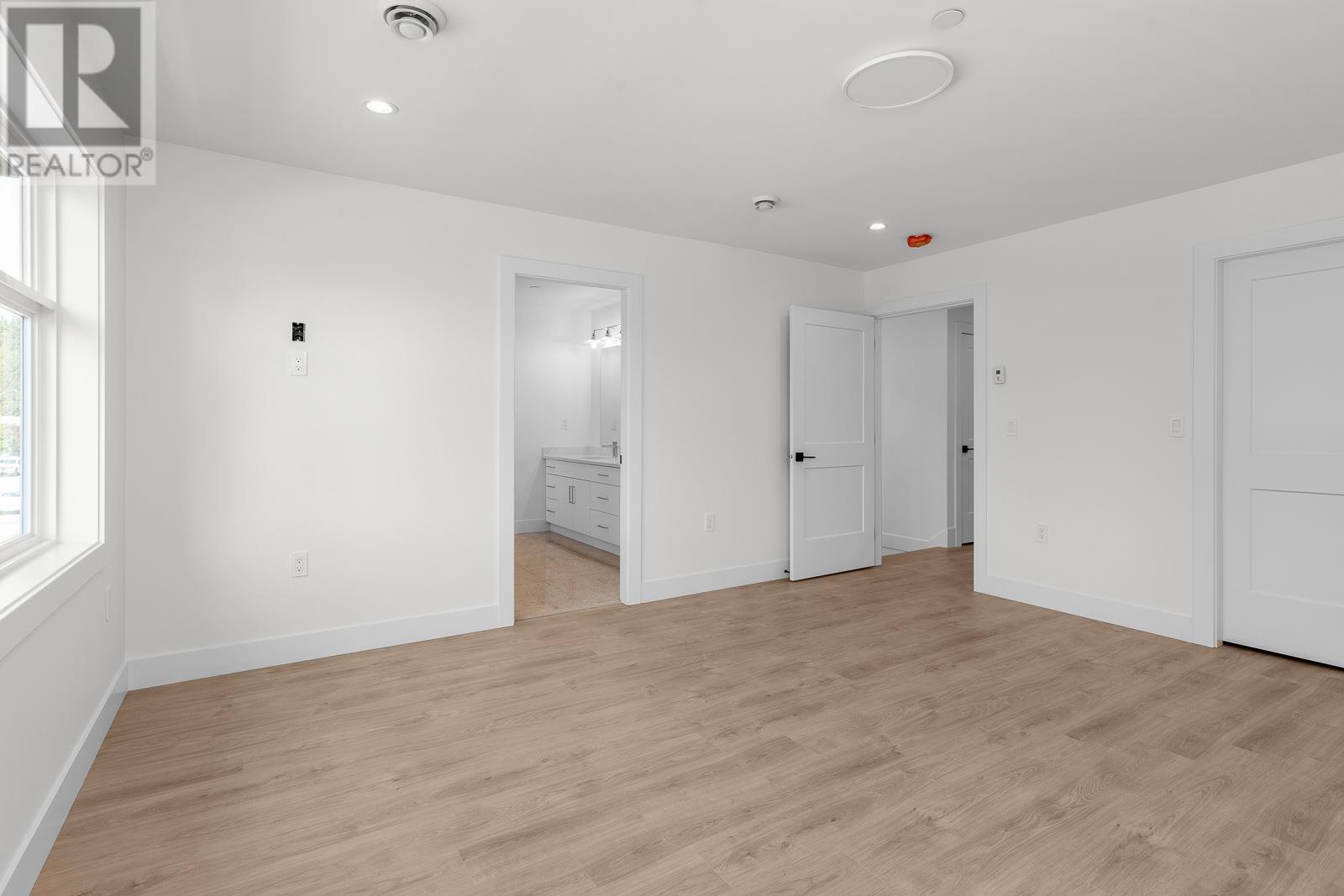 3540 Oxford Street, Port Coquitlam, British Columbia  V3B 4E4 - Photo 20 - R2821399