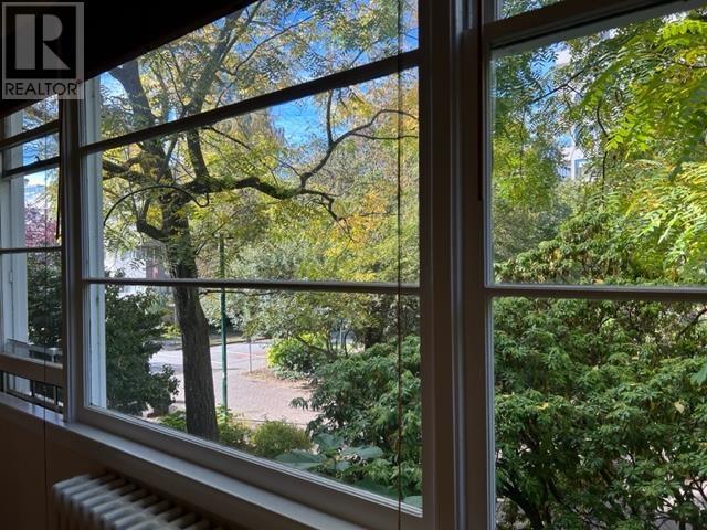 203 1565 BURNABY STREET, vancouver, British Columbia