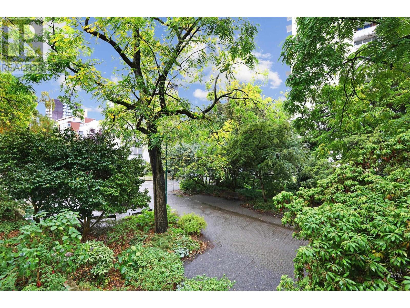 203 1565 Burnaby Street, Vancouver, British Columbia  V6G 1X1 - Photo 2 - R2819943