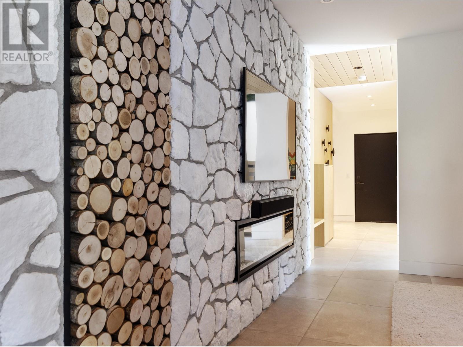 274 W Rockland Road, North Vancouver, British Columbia  V7N 2W3 - Photo 28 - R2822788