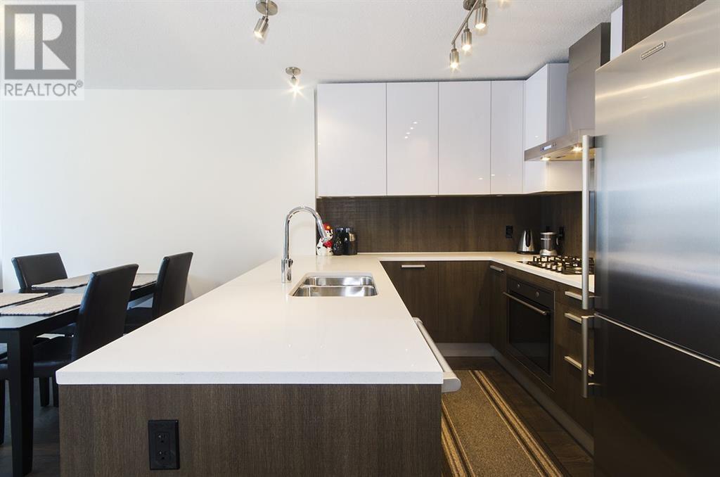 3007 Glen Drive, Coquitlam, British Columbia  V3B 0L8 - Photo 9 - R2822805