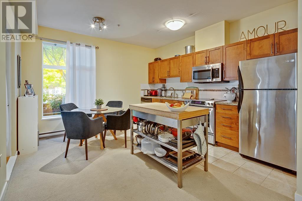 111 11950 Harris Road, Pitt Meadows, British Columbia  V3Y 0B7 - Photo 10 - R2822823
