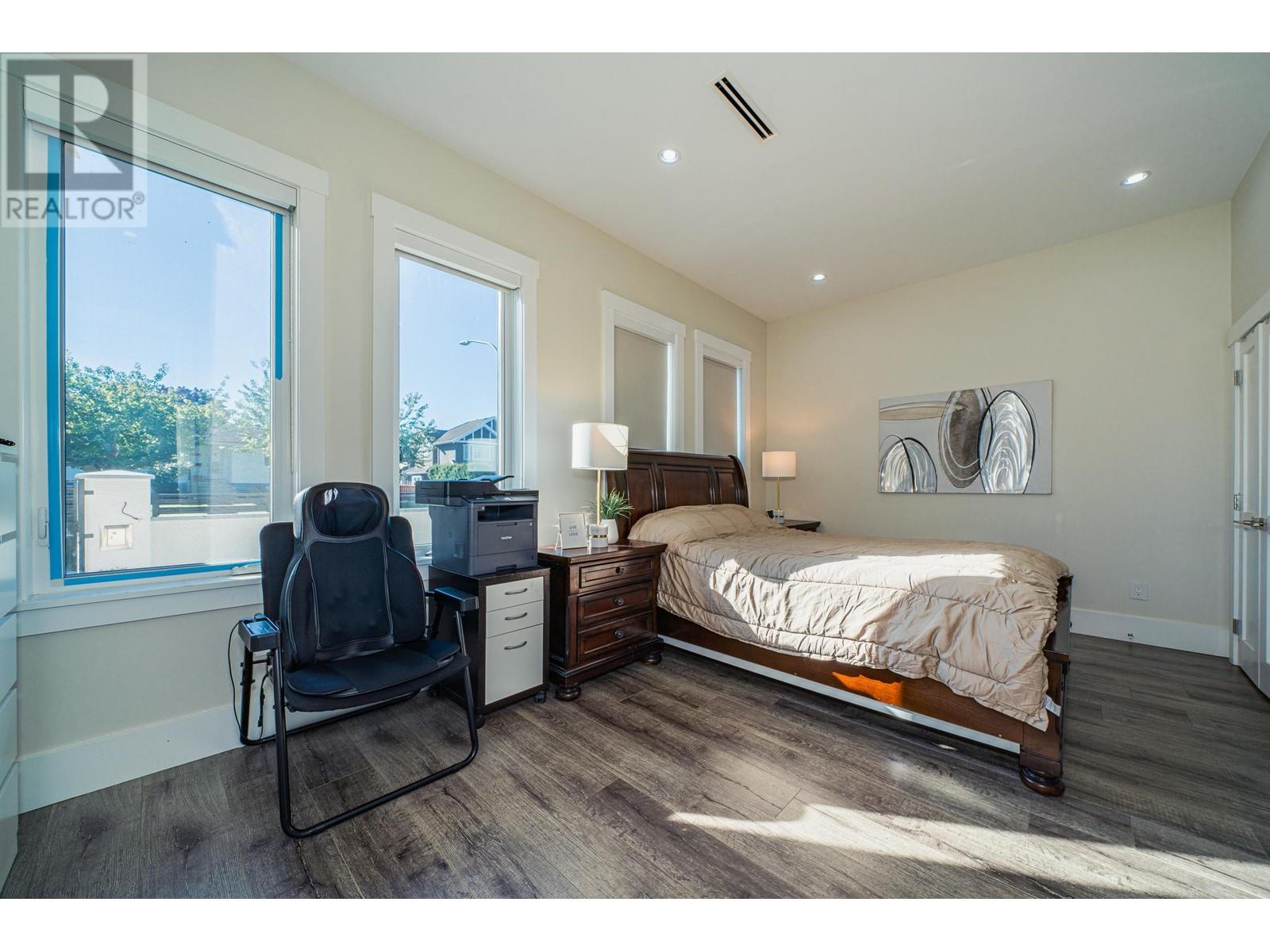 6791 Bryant Street, Burnaby, British Columbia  V5E 1S7 - Photo 14 - R2820563