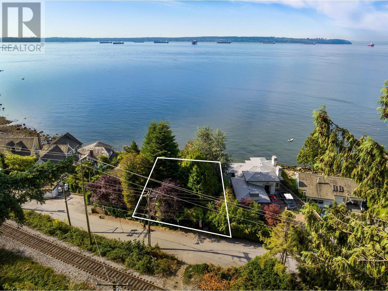 3000 Park Lane, West Vancouver, British Columbia  V7V 1E9 - Photo 12 - R2804365