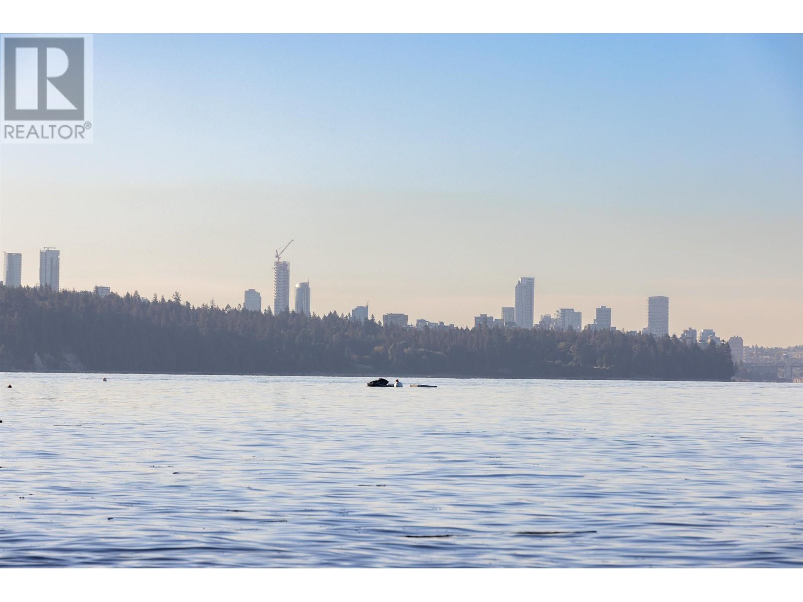 3000 Park Lane, West Vancouver, British Columbia  V7V 1E9 - Photo 18 - R2804365