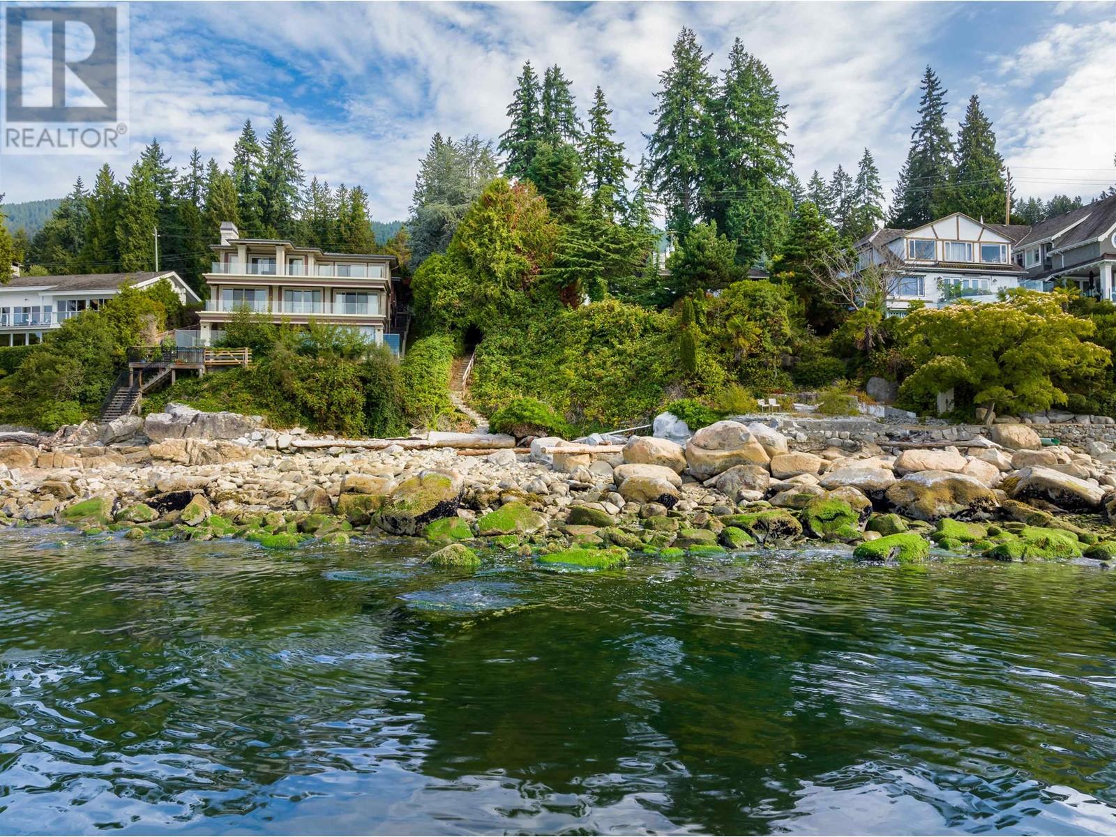 3000 Park Lane, West Vancouver, British Columbia  V7V 1E9 - Photo 9 - R2804365