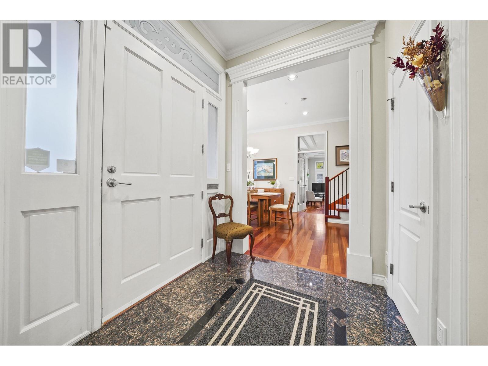 3088 Vine Street, Vancouver, British Columbia V6K 4W1 (26154301) Jono