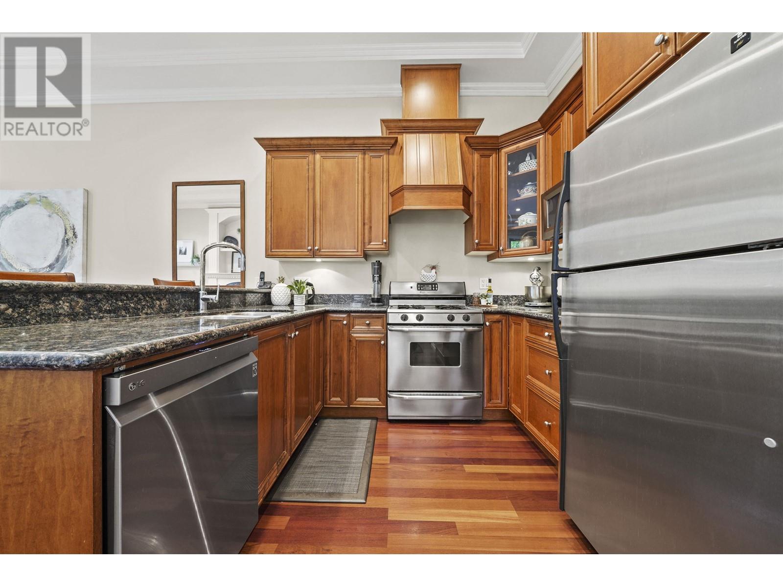 3088 Vine Street, Vancouver, British Columbia  V6K 4W1 - Photo 8 - R2822893