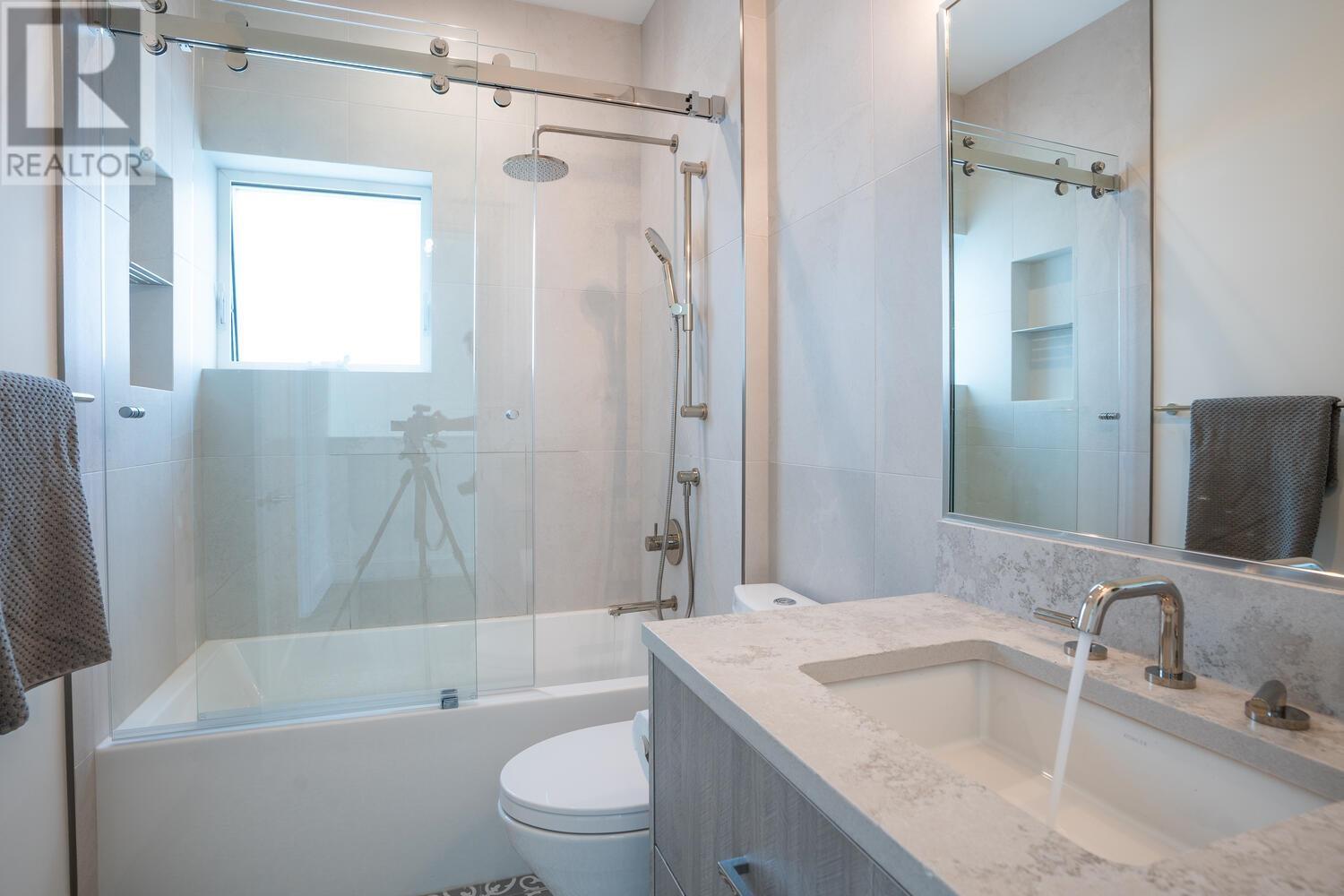 1145 E 24th Avenue, Vancouver, British Columbia  V5V 2B3 - Photo 14 - R2822897