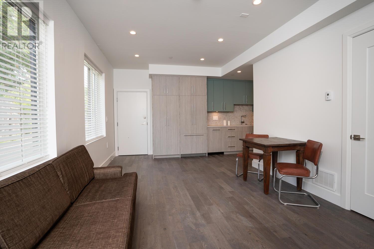 1145 E 24th Avenue, Vancouver, British Columbia  V5V 2B3 - Photo 6 - R2822897