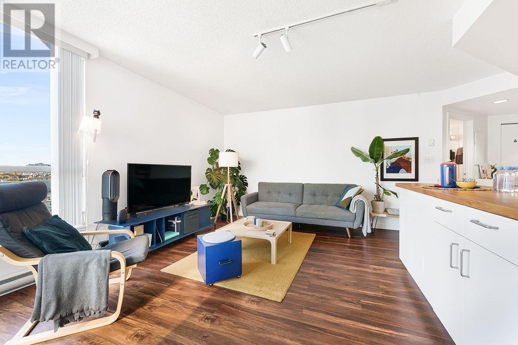 1709 1500 HOWE STREET, vancouver, British Columbia