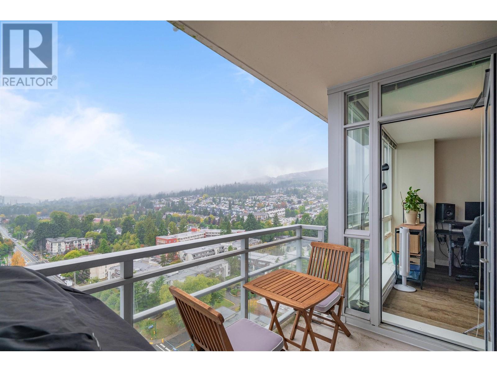 2302 2968 Glen Drive, Coquitlam, British Columbia  V3B 0C4 - Photo 10 - R2822903