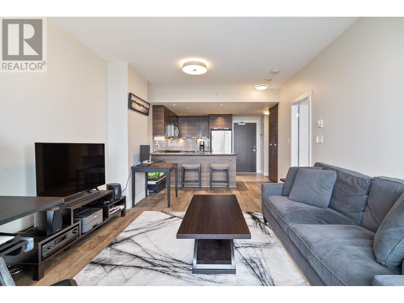2302 2968 Glen Drive, Coquitlam, British Columbia  V3B 0C4 - Photo 6 - R2822903