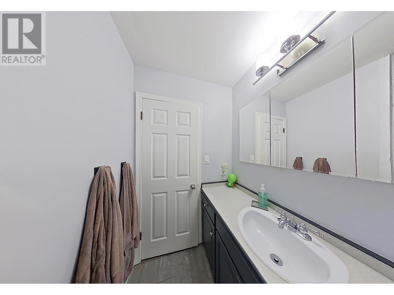 21378 Glenwood Avenue, Maple Ridge, British Columbia  V2X 3P6 - Photo 11 - R2822867