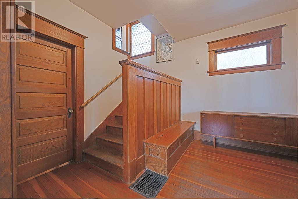 619 E 22nd Avenue, Vancouver, British Columbia  V5V 1V3 - Photo 3 - R2822894
