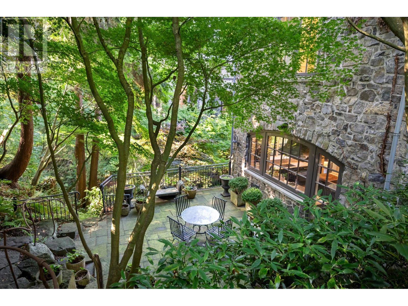 1880 Sw Marine Drive, Vancouver, British Columbia  V6P 6B2 - Photo 33 - R2822929