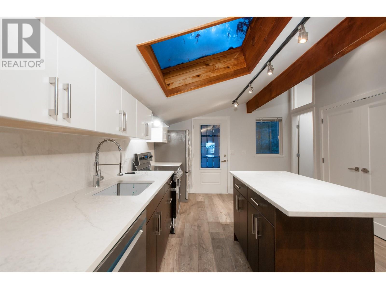 2707 Rosebery Avenue, West Vancouver, British Columbia  V7V 3A3 - Photo 37 - R2822848