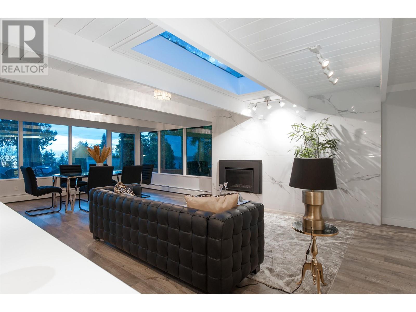 2707 Rosebery Avenue, West Vancouver, British Columbia  V7V 3A3 - Photo 9 - R2822848