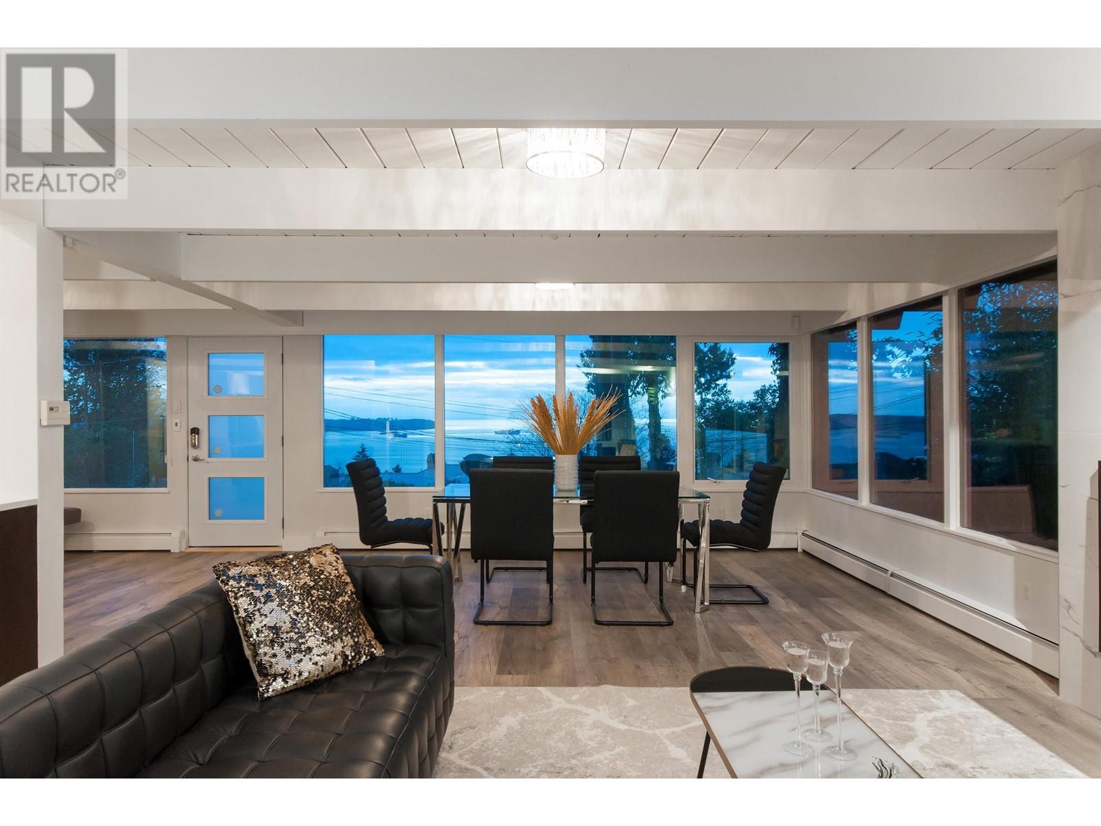 2707 Rosebery Avenue, West Vancouver, British Columbia  V7V 3A3 - Photo 12 - R2822848