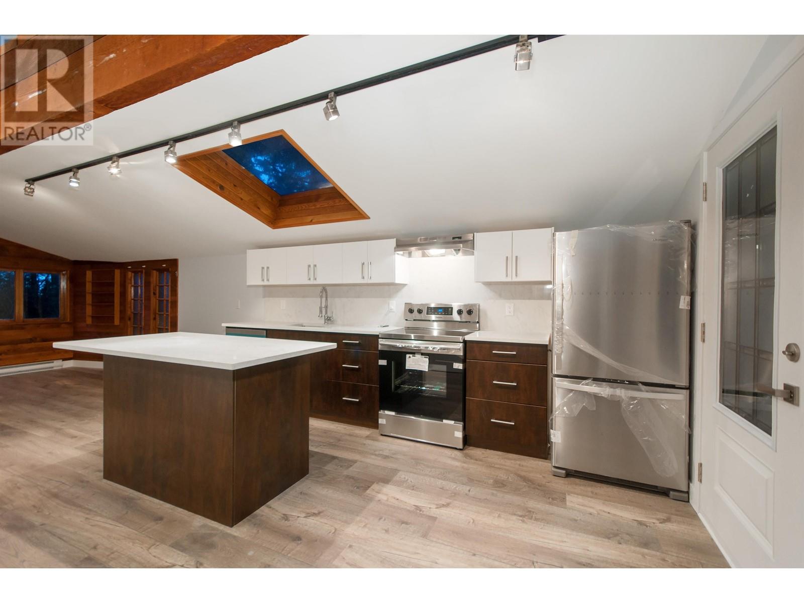 2707 Rosebery Avenue, West Vancouver, British Columbia  V7V 3A3 - Photo 36 - R2822848
