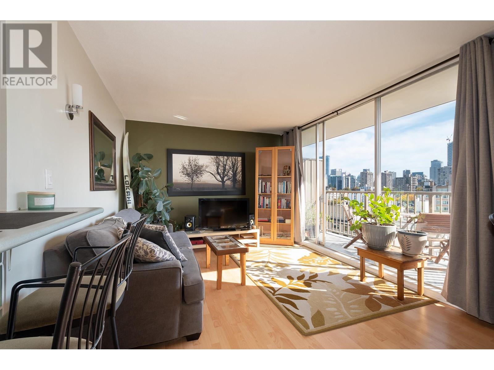 1607 1251 Cardero Street, Vancouver, British Columbia  V6G 2H9 - Photo 2 - R2822916