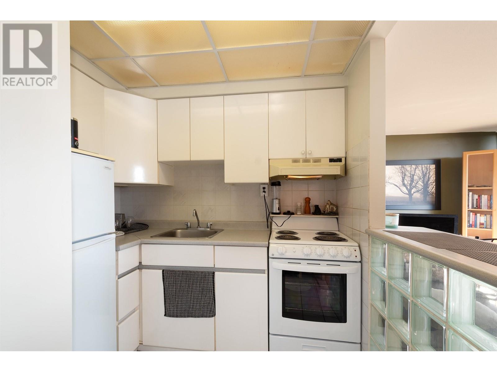 1607 1251 Cardero Street, Vancouver, British Columbia  V6G 2H9 - Photo 10 - R2822916