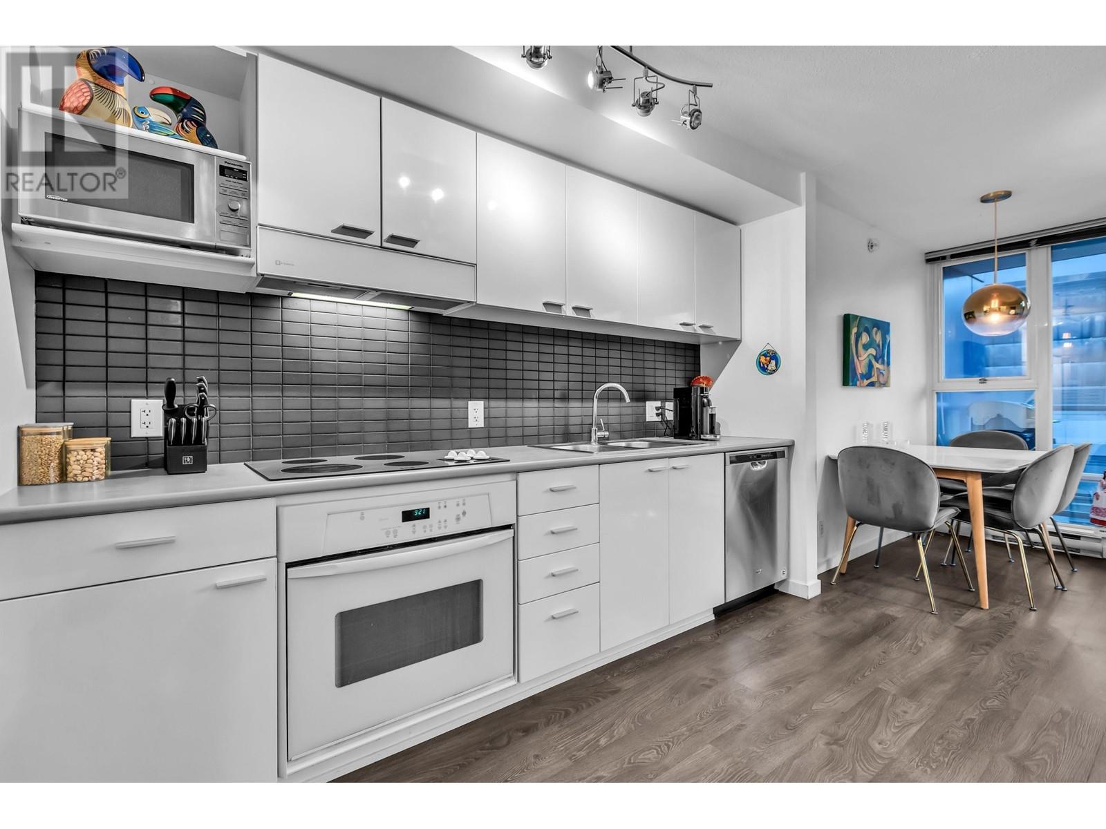902 111 W Georgia Street, Vancouver, British Columbia  V6B 1T8 - Photo 3 - R2814864