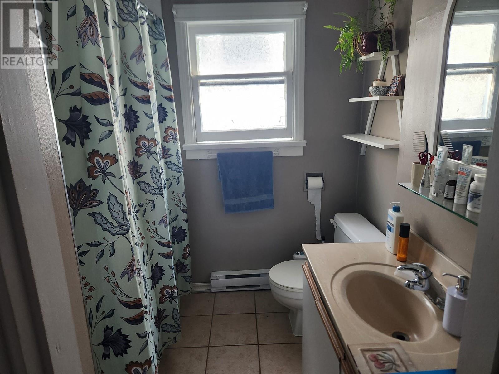5304 Elgin Street, Vancouver, British Columbia  V5W 3J8 - Photo 6 - R2822927