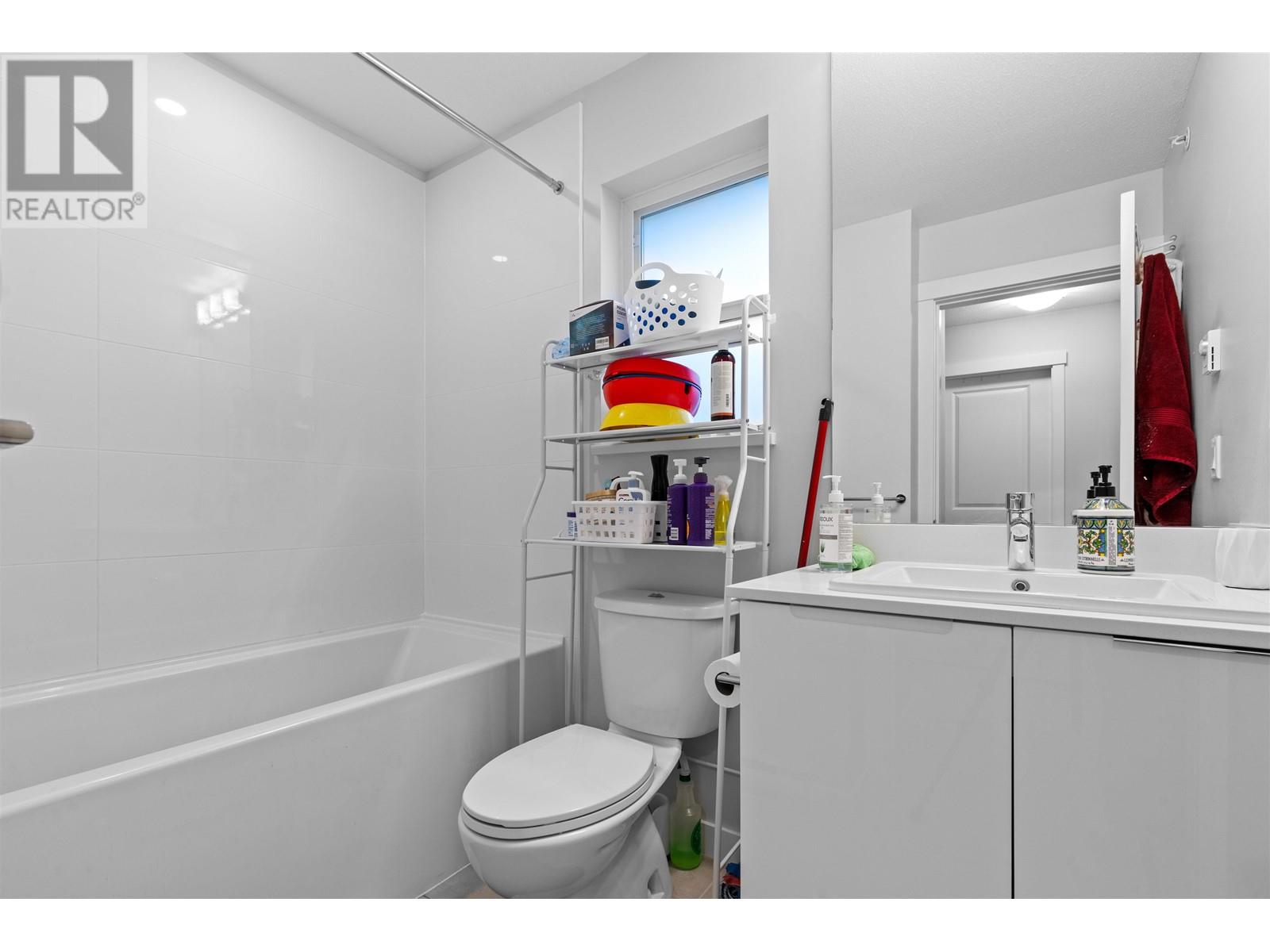 1040 11280 Pazarena Place, Maple Ridge, British Columbia  V2X 4K9 - Photo 12 - R2822981