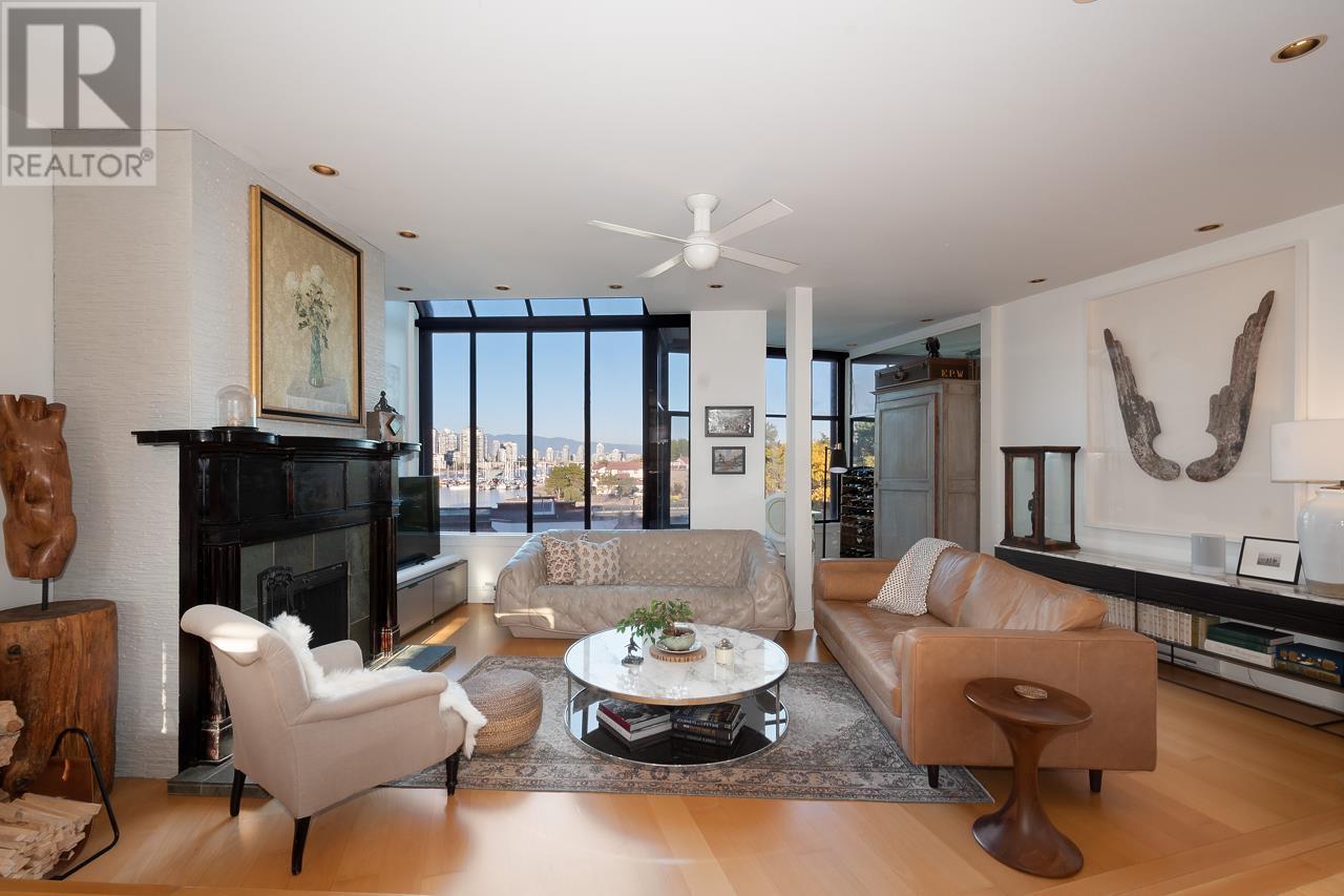 22 1201 Lamey's Mill Road, Vancouver, British Columbia  V6H 3S8 - Photo 1 - R2823057