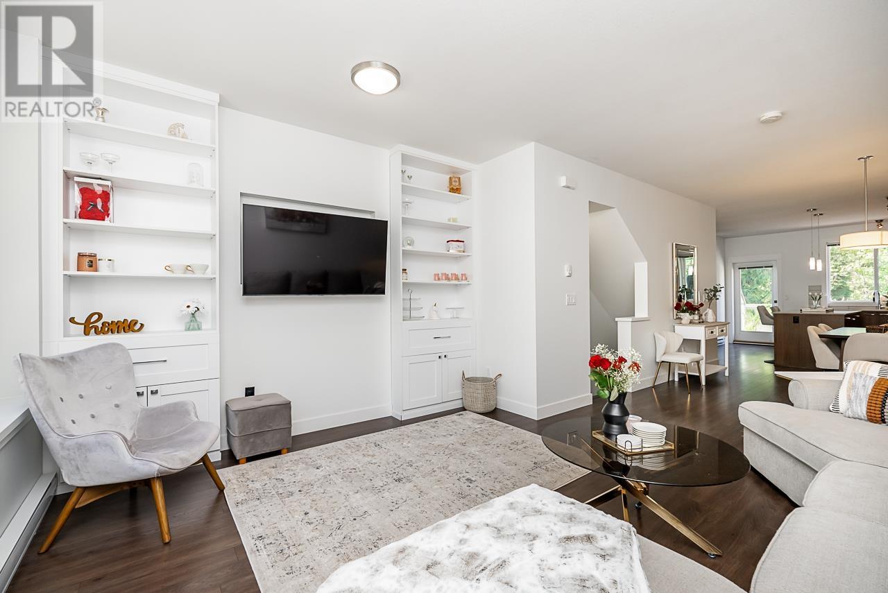 4 3395 Galloway Avenue, Coquitlam, British Columbia  V3E 0H2 - Photo 3 - R2823064