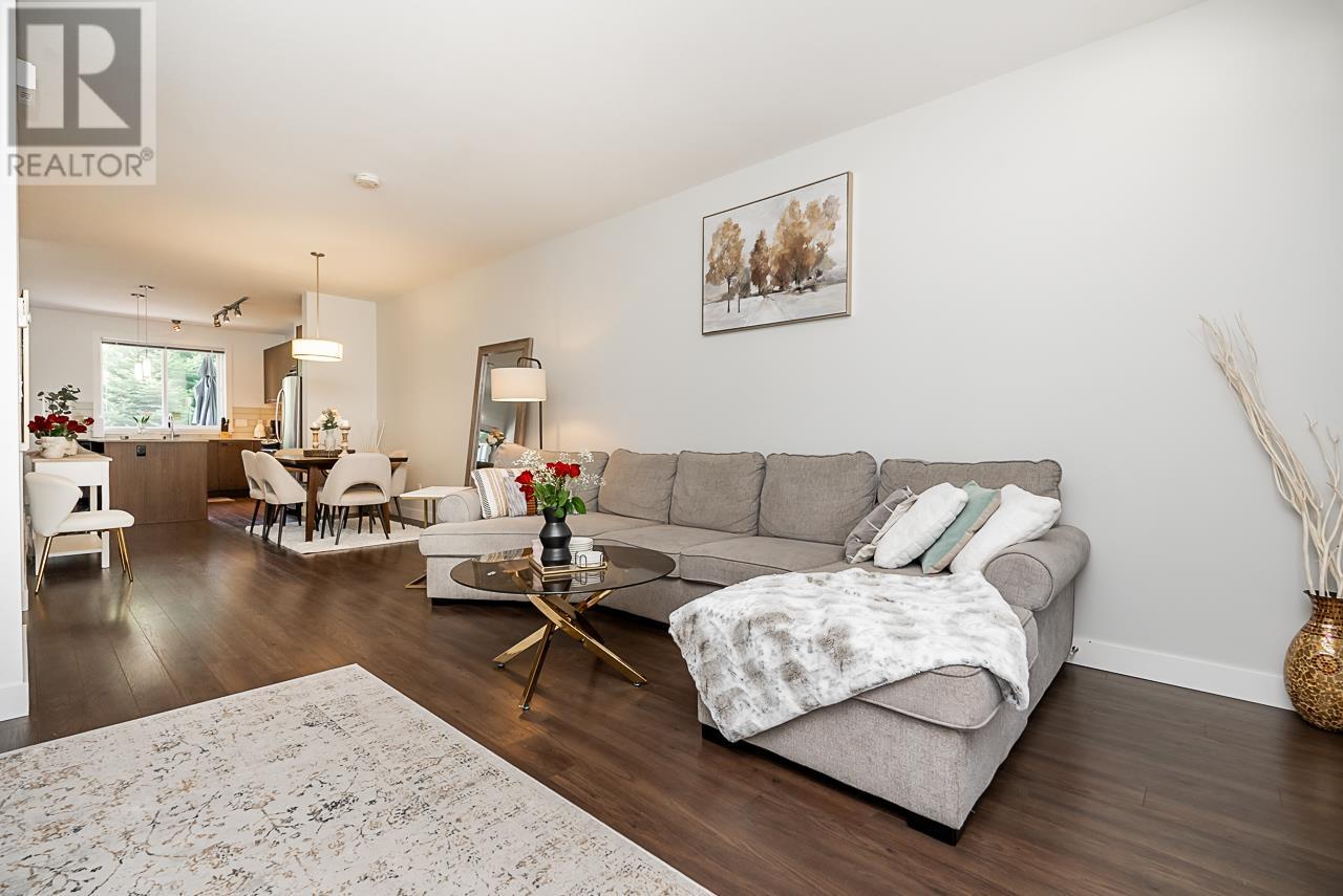 4 3395 Galloway Avenue, Coquitlam, British Columbia  V3E 0H2 - Photo 4 - R2823064