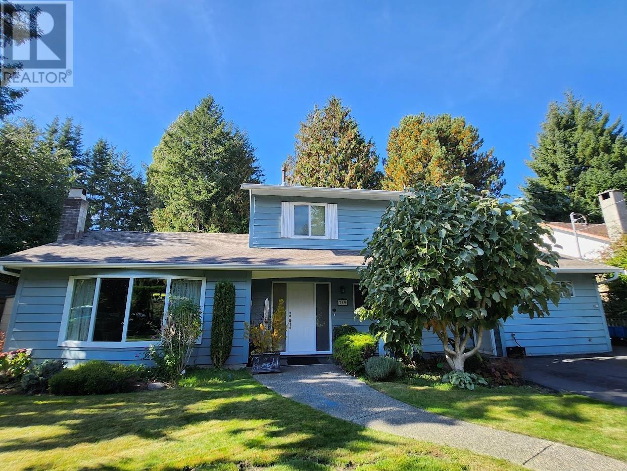 769 56 STREET, delta, British Columbia