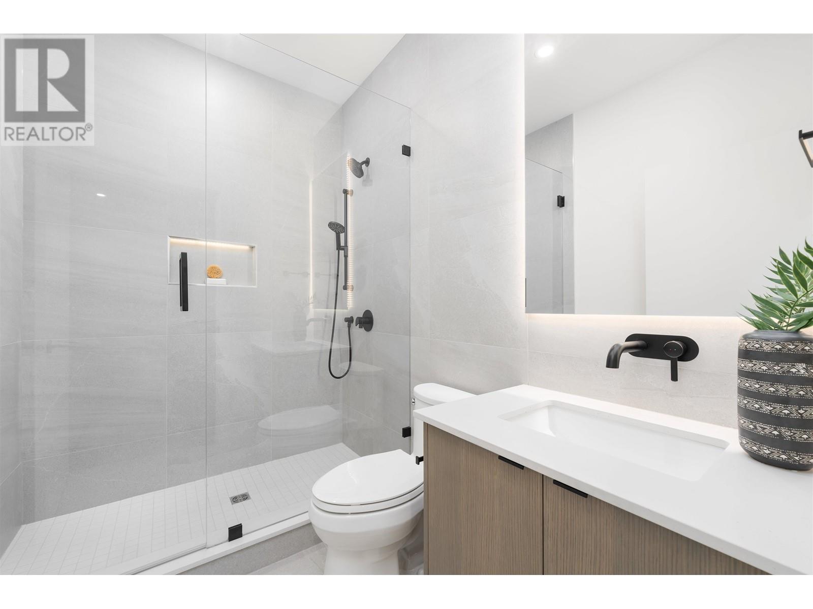 4748 Inverness Street, Vancouver, British Columbia  V5V 4X6 - Photo 32 - R2822954