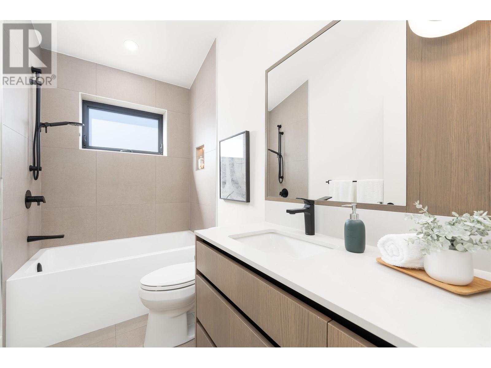 4748 Inverness Street, Vancouver, British Columbia  V5V 4X6 - Photo 33 - R2822954