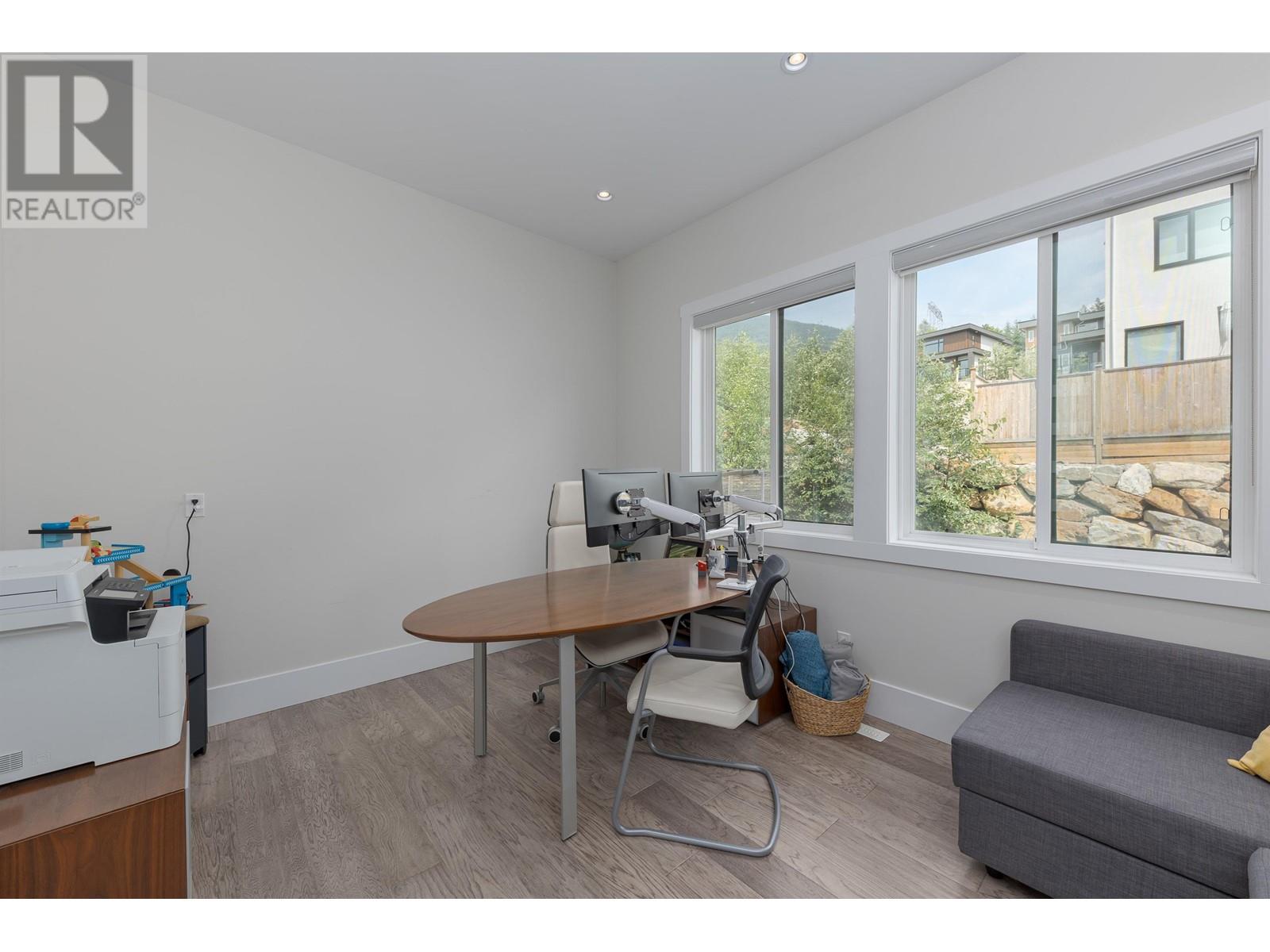 40300 Aristotle Drive, Squamish, British Columbia  V8B 0V5 - Photo 15 - R2822997