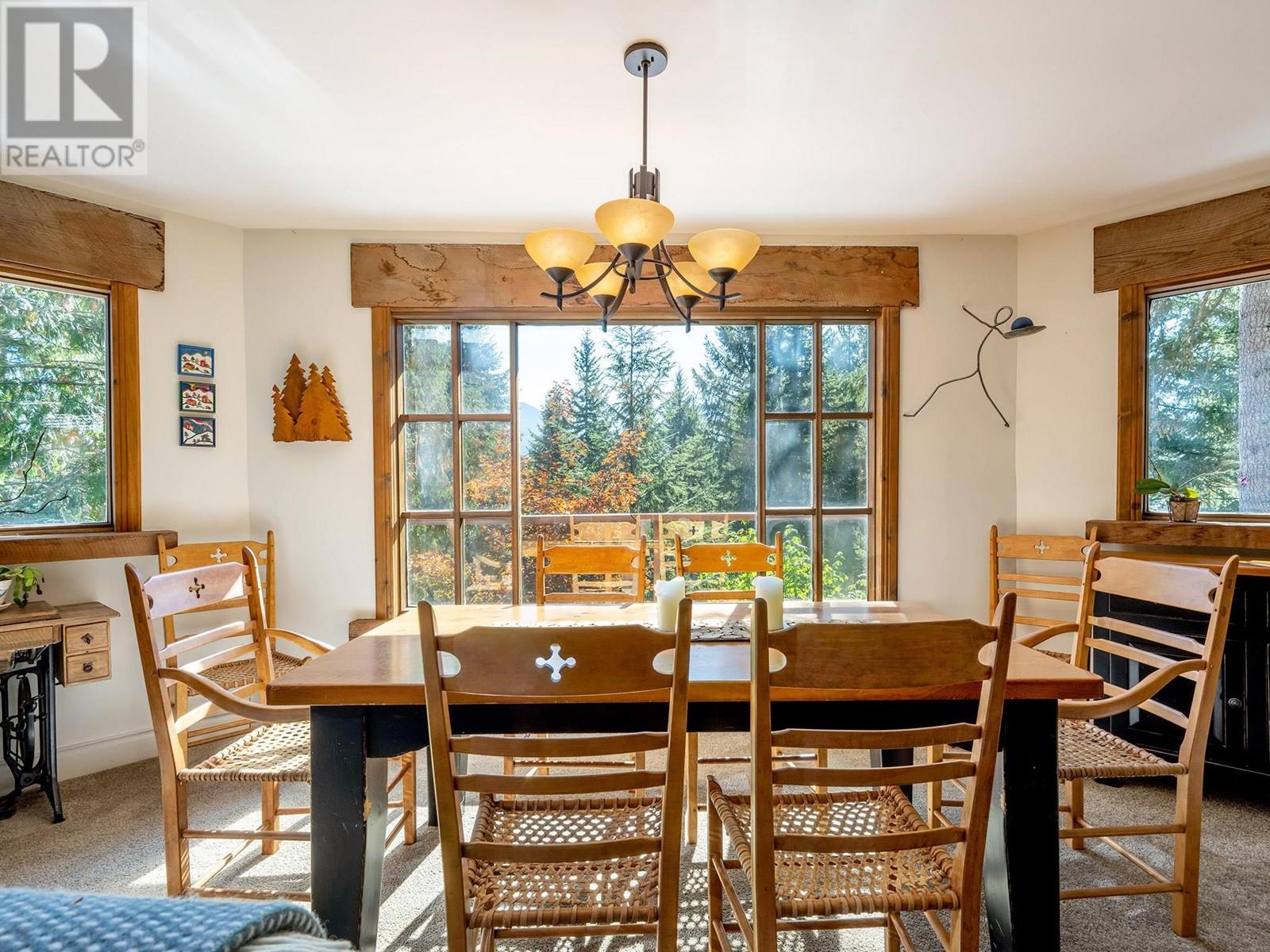 8239 Mountain View Drive, Whistler, British Columbia  V8E 0G3 - Photo 6 - R2823019