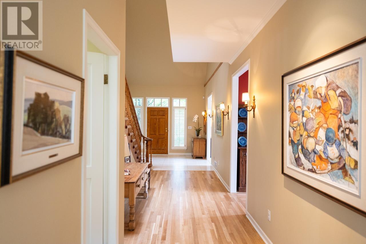 8580 Caversham Court, Vancouver, British Columbia  V6P 6R8 - Photo 5 - R2823034