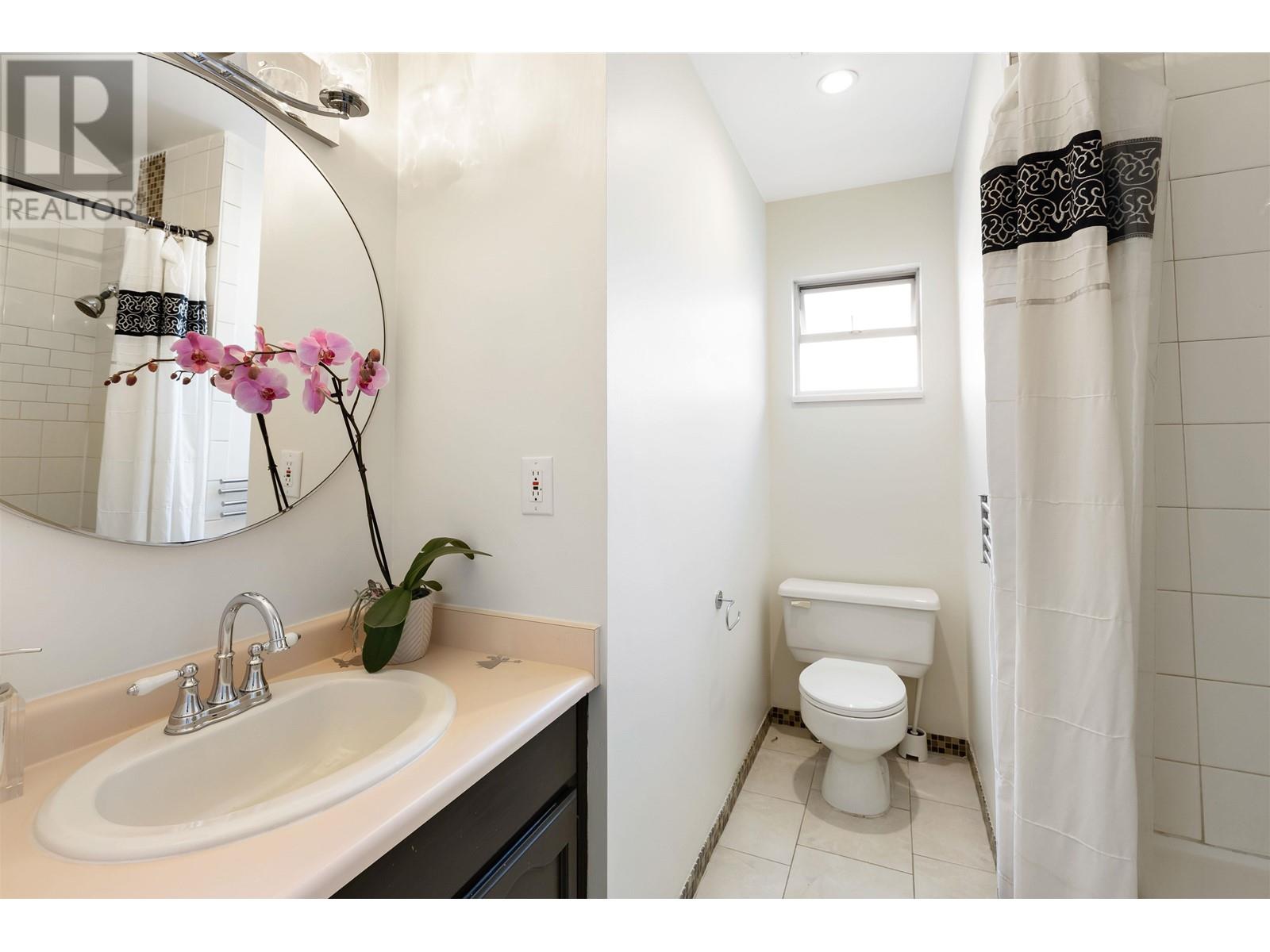 1689 Garden Avenue, North Vancouver, British Columbia  V7P 3A6 - Photo 10 - R2823066