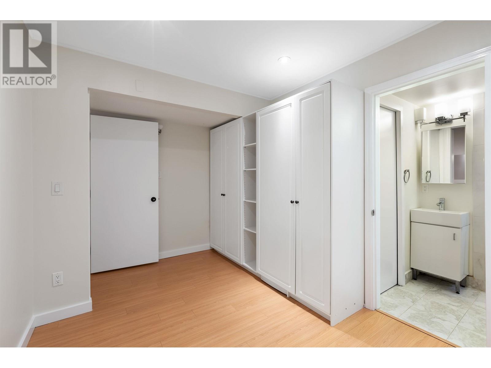 1689 Garden Avenue, North Vancouver, British Columbia  V7P 3A6 - Photo 4 - R2823066