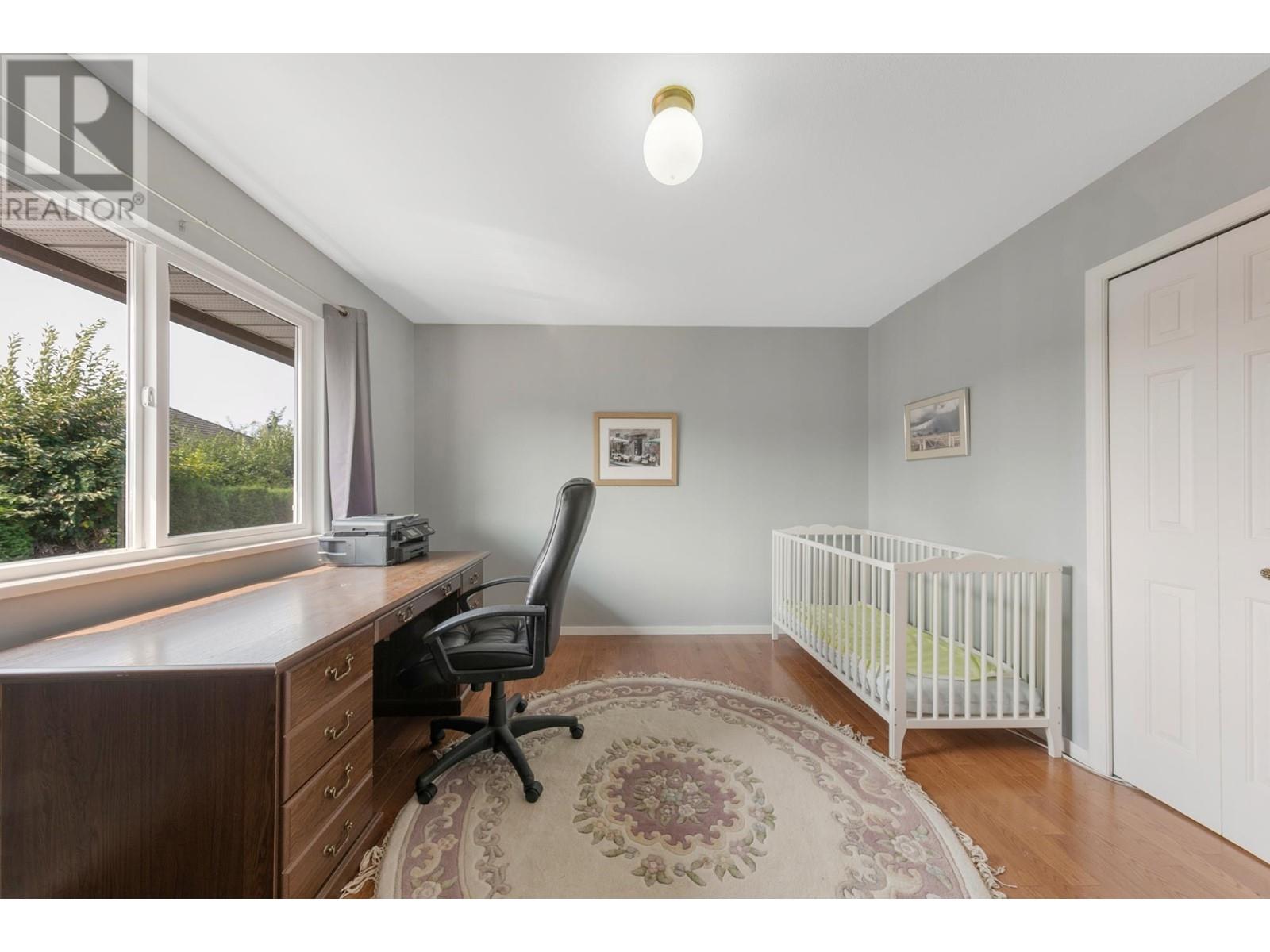 9542 Thomas Drive, Richmond, British Columbia  V7E 5X9 - Photo 28 - R2823083