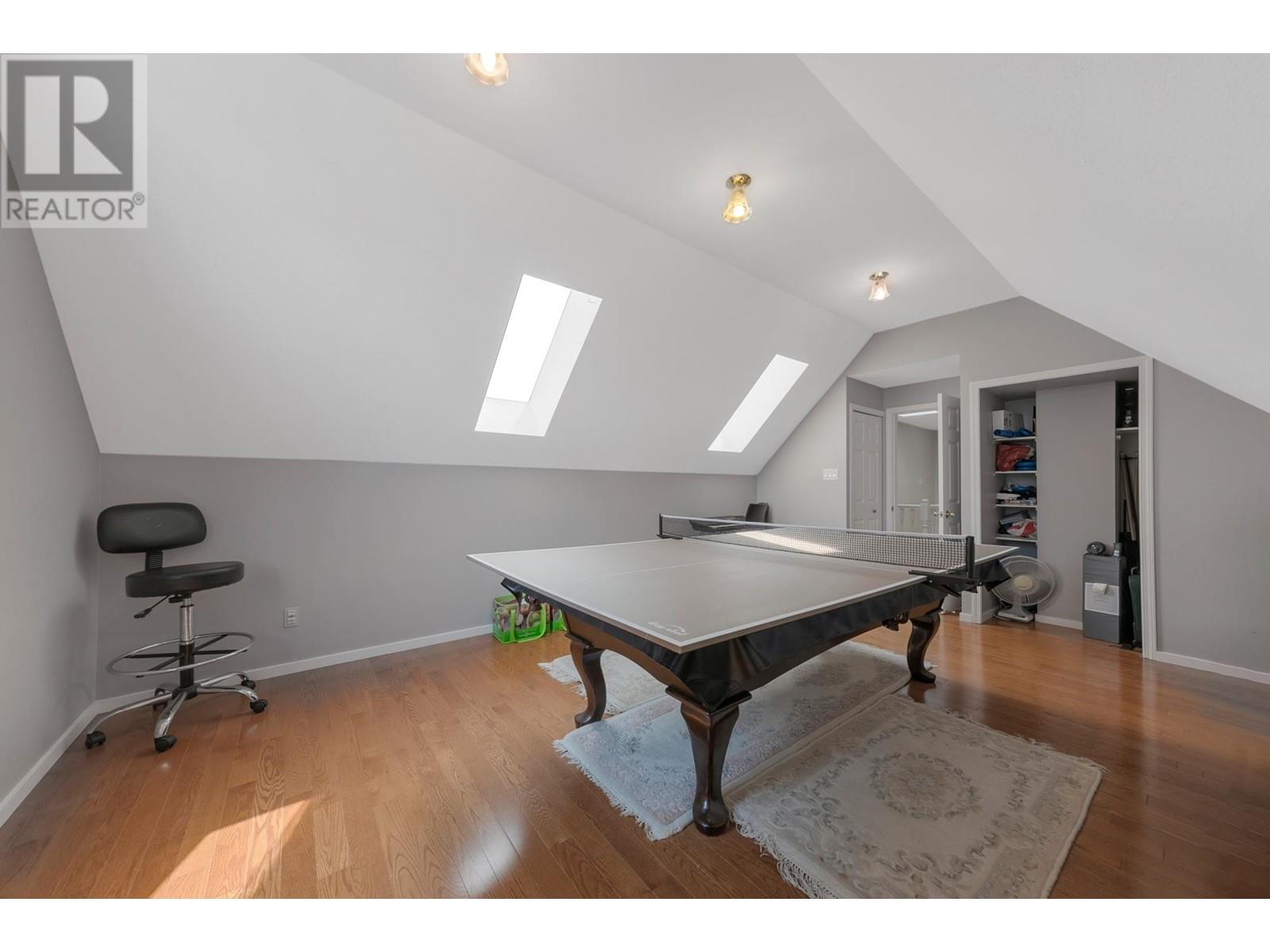 9542 Thomas Drive, Richmond, British Columbia  V7E 5X9 - Photo 31 - R2823083