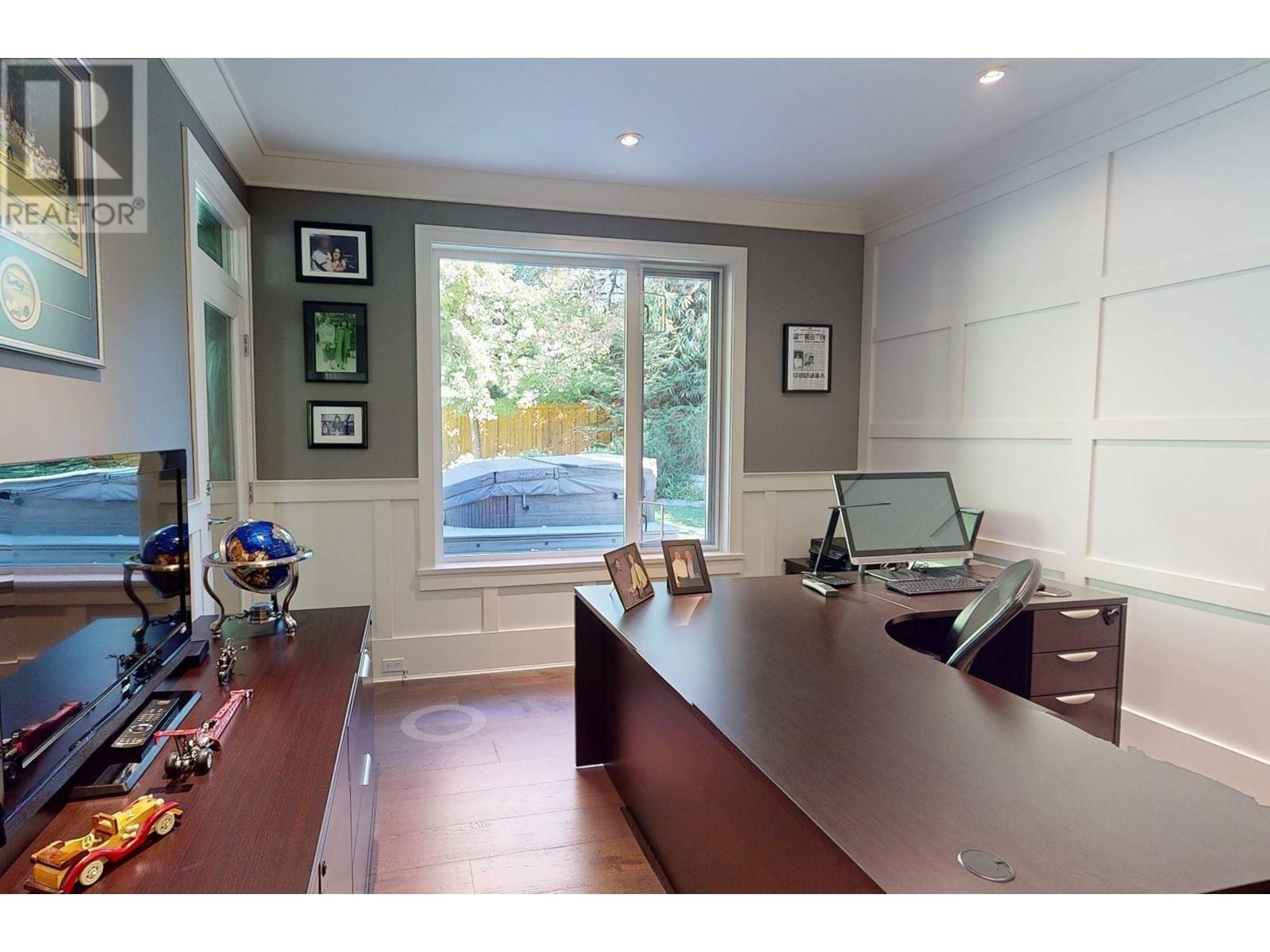 1138 Ridgewood Drive, North Vancouver, British Columbia  V7R 1J3 - Photo 15 - R2823036