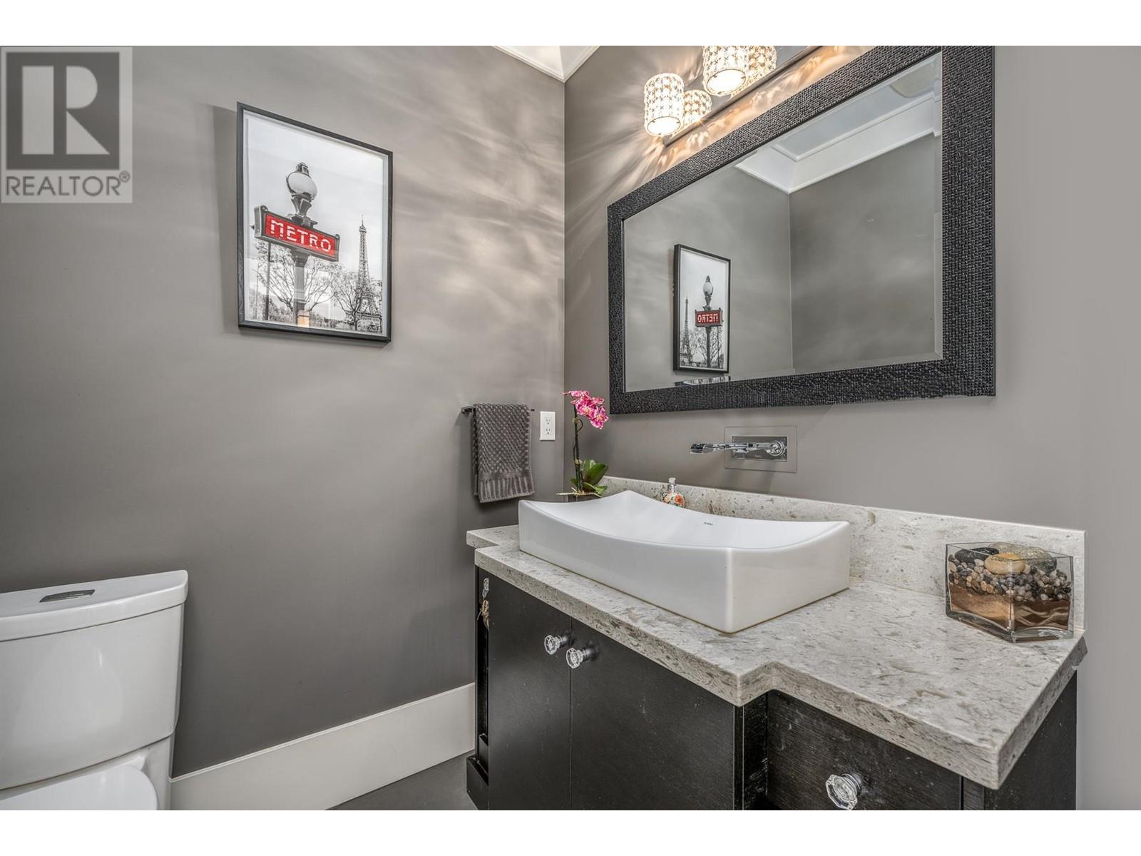 1138 Ridgewood Drive, North Vancouver, British Columbia  V7R 1J3 - Photo 17 - R2823036